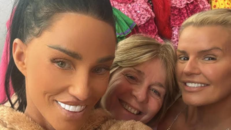 Katie Price with Joker teeth